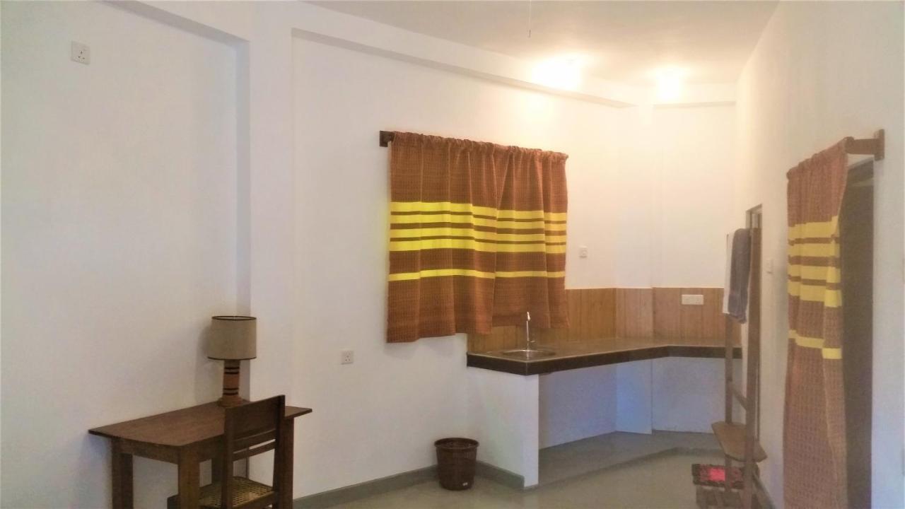 Apartamento The Ed Corner - Hiriketiya Dikwella Sur Exterior foto